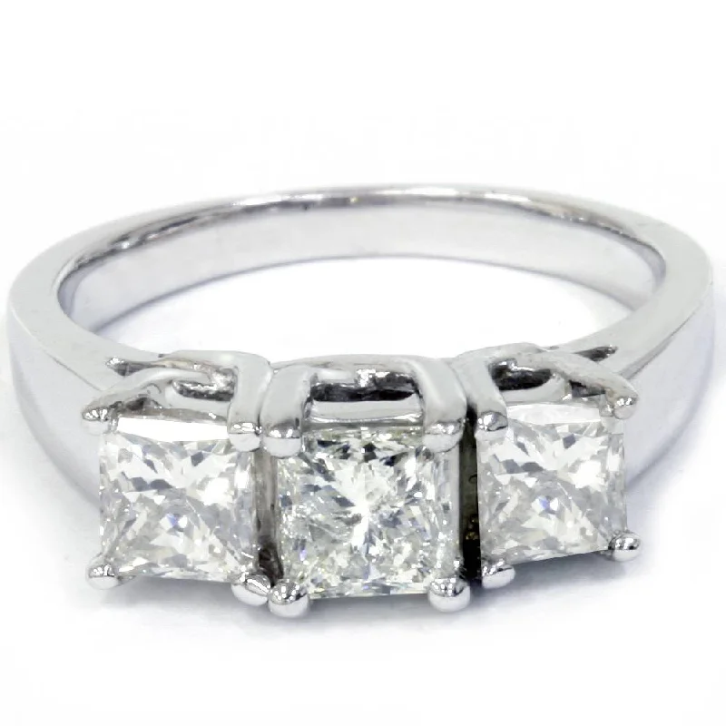 Scratched-edge ring-1 1/2ct 3-Stone Princess Cut Diamond Engagement Ring 14K White Gold Lab Grown