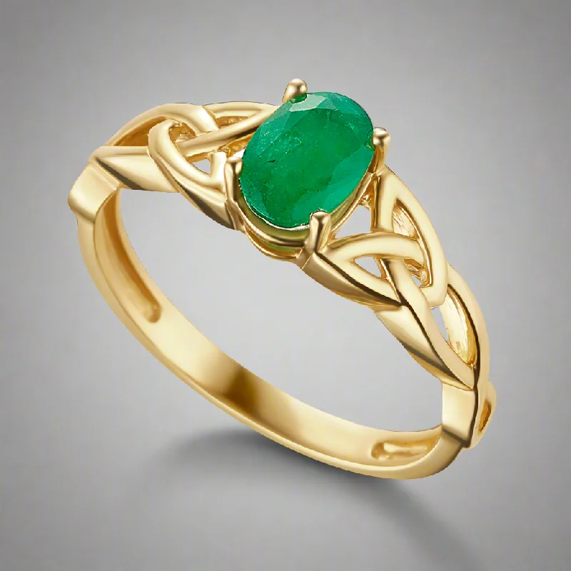 Frosty aquamarine ring-14k Gold Emerald Trinity Ring