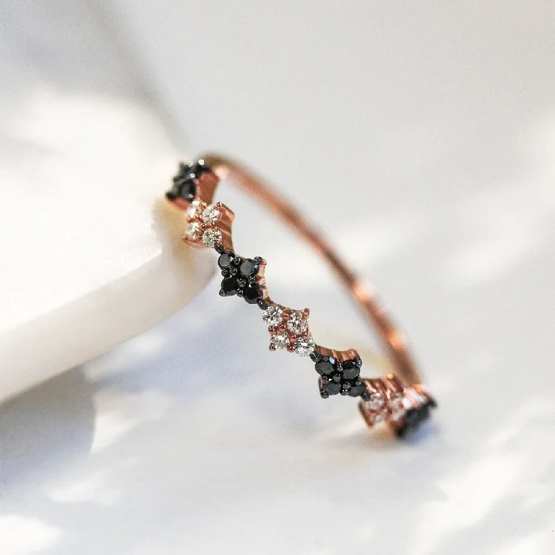 Lustrous minimalist ring-Annello by Kobelli 10k Rose Gold 1/6ct TDW Alternating Black and White Diamond Cluster Rose Gold Ring