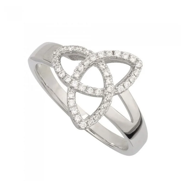 Gentle edge ring-Silver CZ Trinity Knot Ring