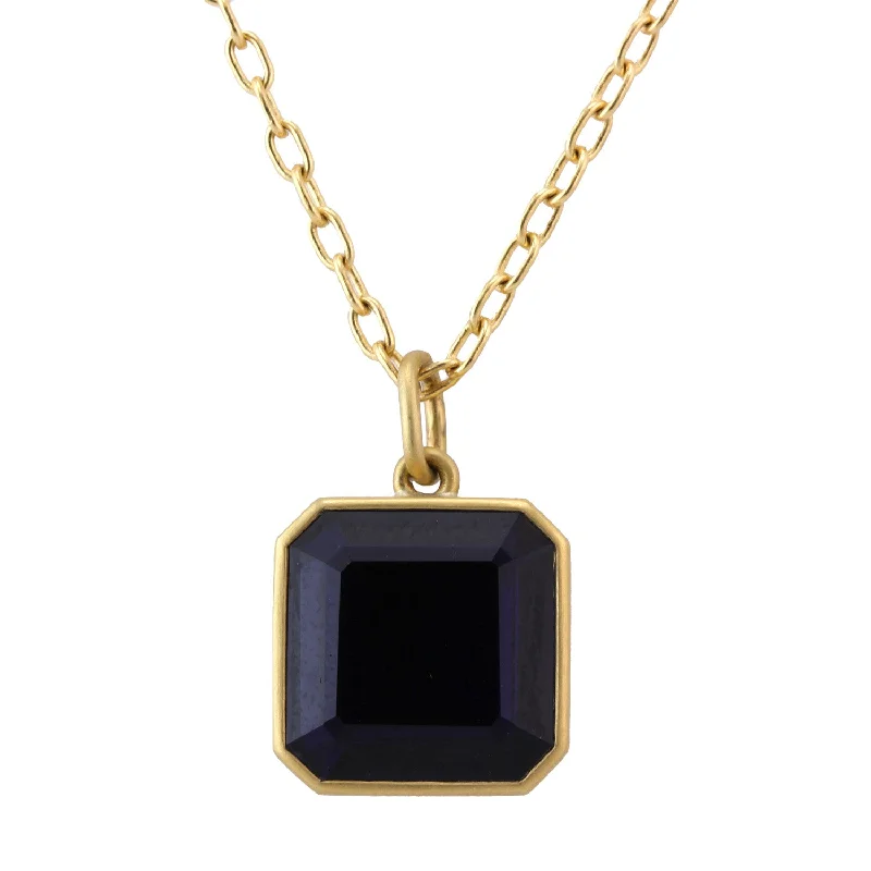 Jutting gem necklace-Octagonal Cube Iolite Necklace