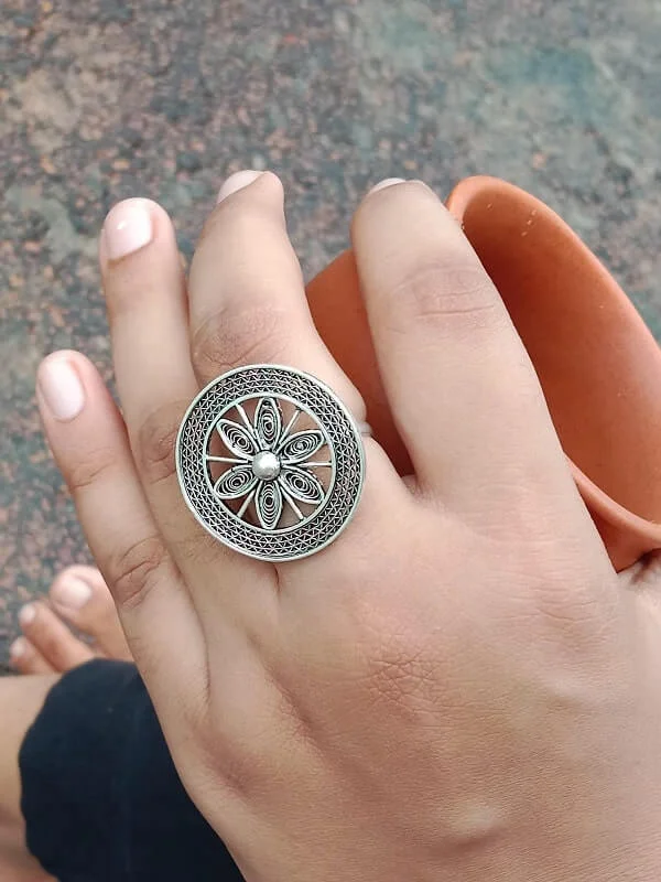 Open-dusk ring-Oxidised Chakra Ring