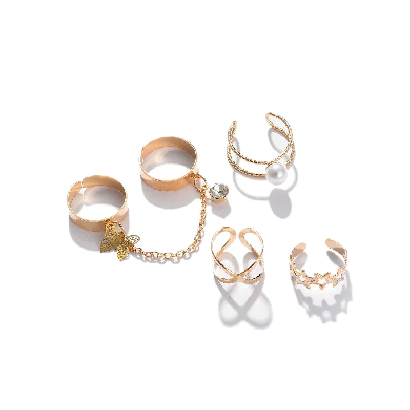 Prism-effect ring-Set Of 4 Gold-plated  White Beaded Finger Rings