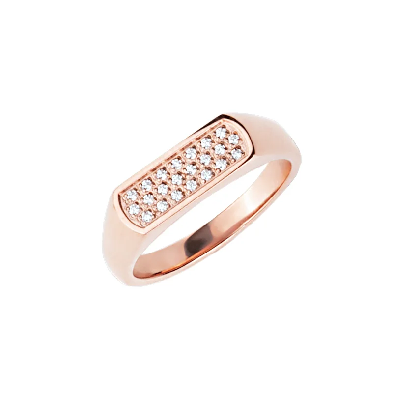 Forged gold ring-Signet Chic Ring