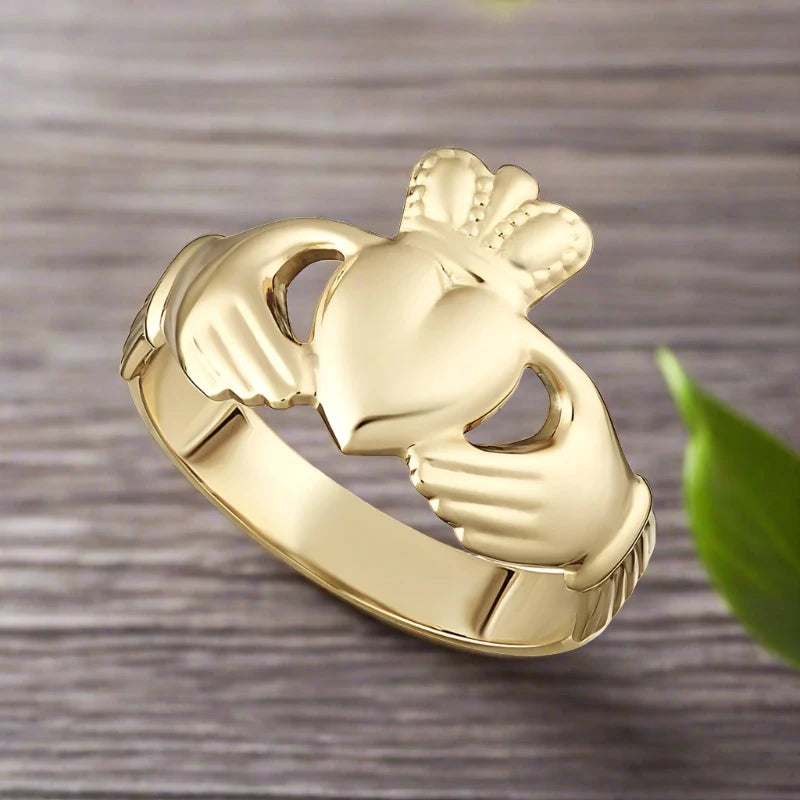 Rough rim ring-10K Gold Ladies Claddagh Ring