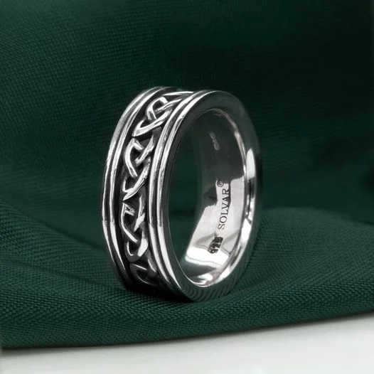 Mosaic pattern ring-Gents Celtic Silver Band