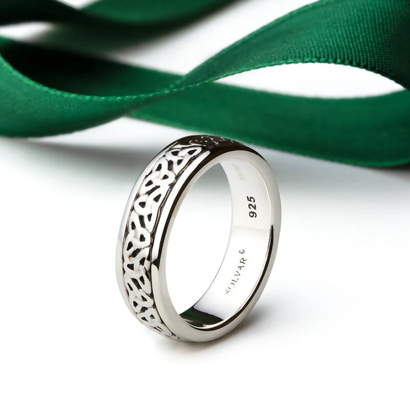 Rough rim ring-Ladies Silver Oxidised Trinity Knot Ring