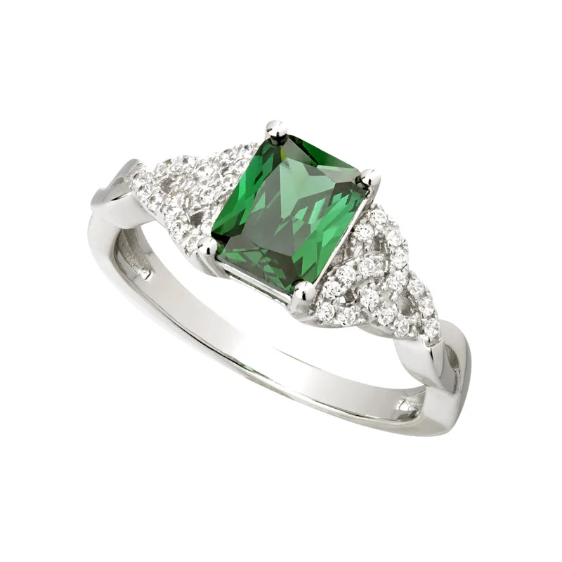 Prism-effect ring-Sterling Silver Green Trinity Knot Ring