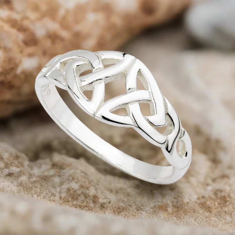 Bold moonstone ring-Sterling Silver Trinity Knot Ring