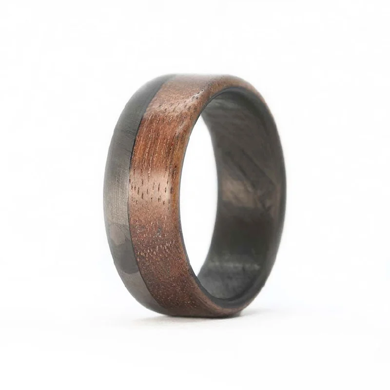 Gentle edge ring-The Craftsman-Walnut Wood Men's Ring with Carbon Sleeve